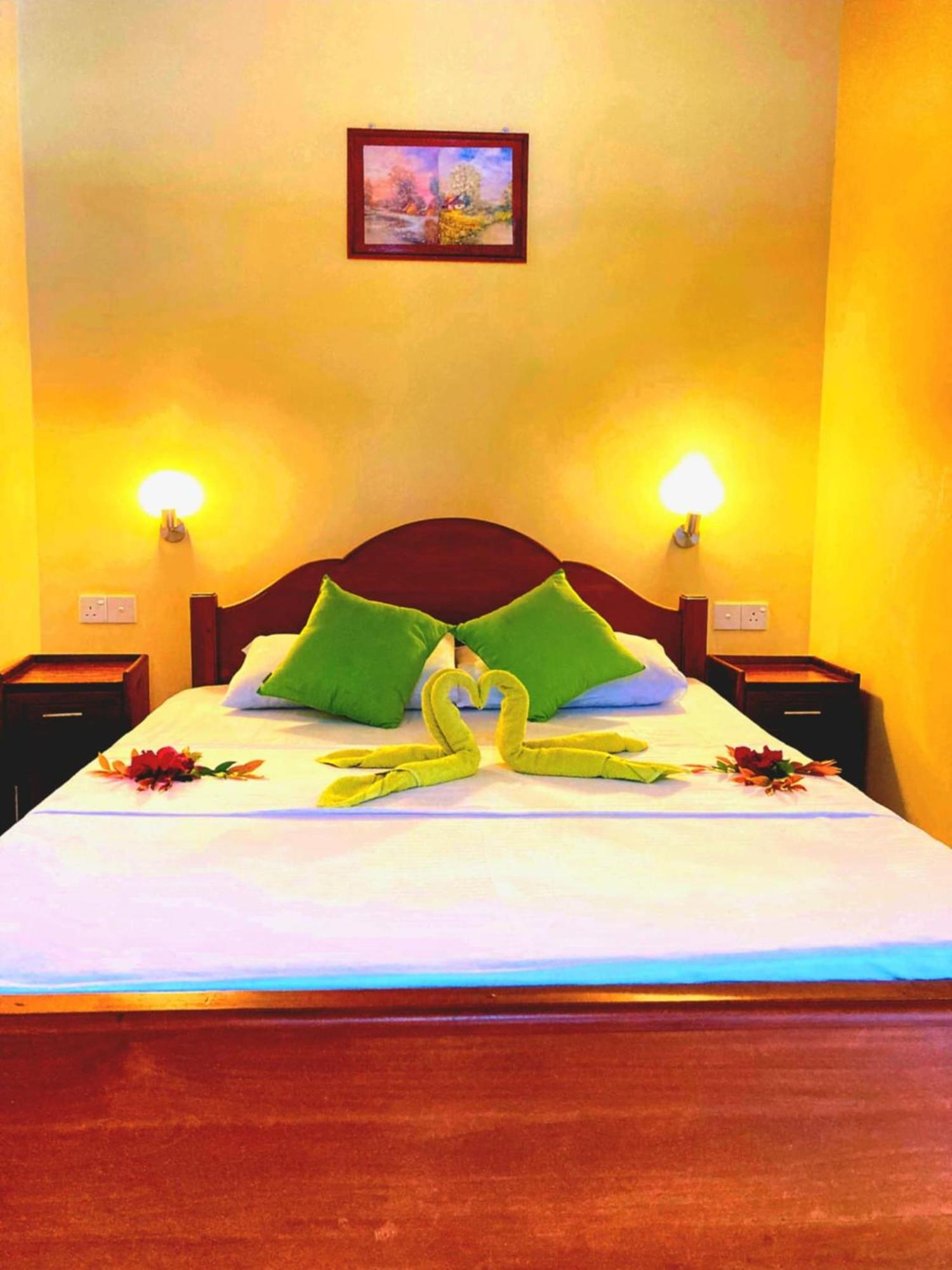 Rainforest Lodge, Deniyaya Singheraja 외부 사진